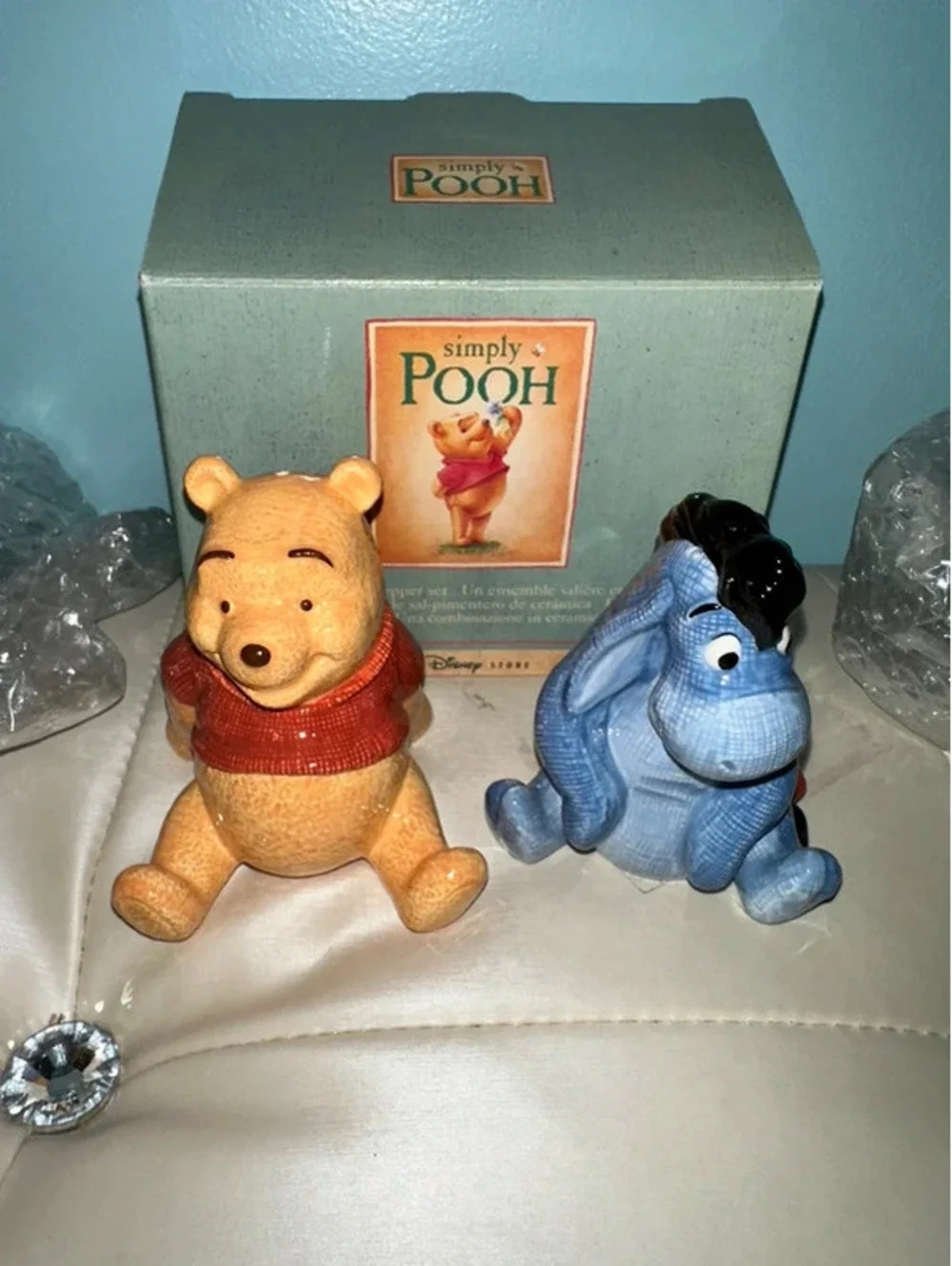 Disney Winnie the Pooh Eeyore Ceramic Salt Pepper Set NWT
